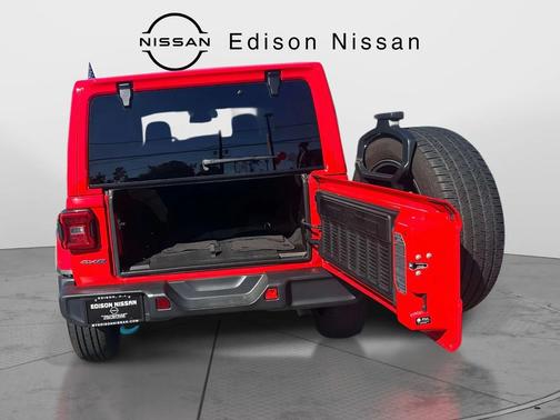 2024 Jeep Wrangler 4xe Sahara