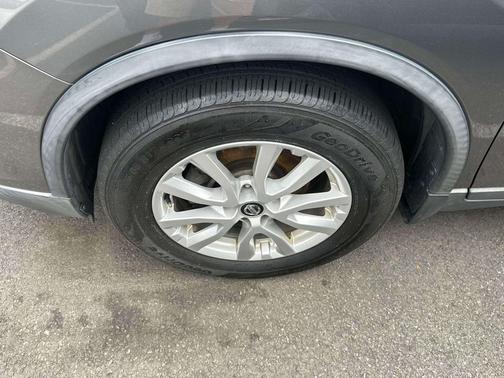 Gun Metallic 2018 Nissan Rogue SV