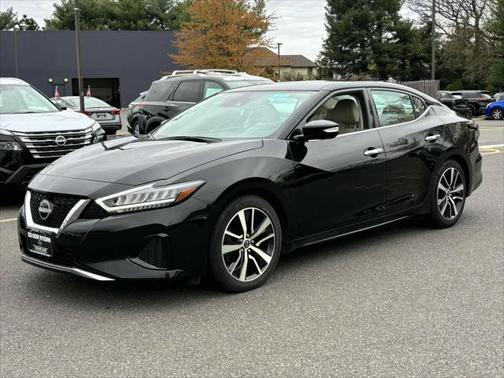 2023 Nissan Maxima SV Xtronic CVT