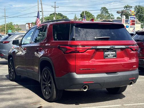 Radiant Red Tintcoat 2023 Chevrolet Traverse RS