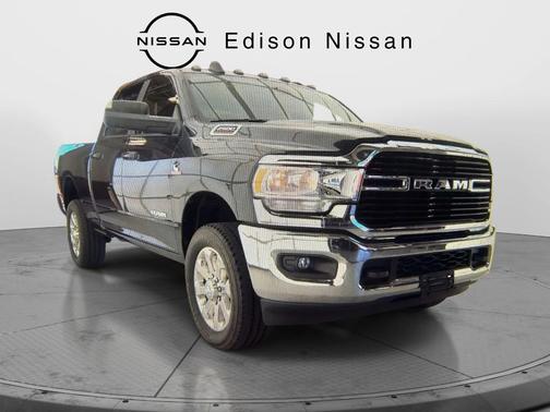 2021 RAM 2500 Big Horn Crew Cab 4x4 6'4' Box