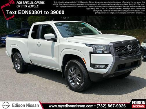 2025 Nissan Frontier SV