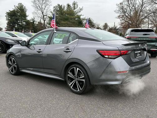 2022 Nissan Sentra SR