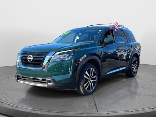 2024 Nissan Pathfinder Platinum 4WD