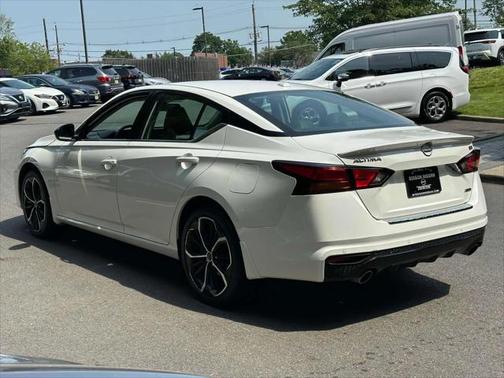 2023 Nissan Altima SR Intelligent AWD