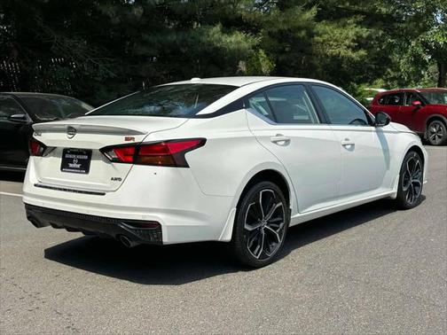 2023 Nissan Altima SR Intelligent AWD