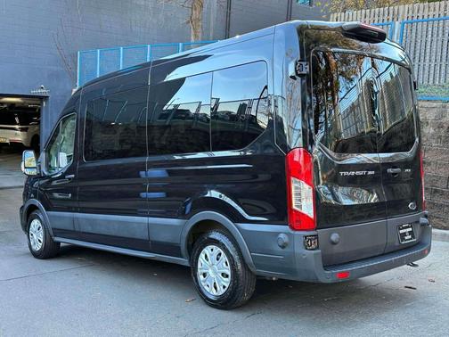 2024 Ford Transit-350 XLT