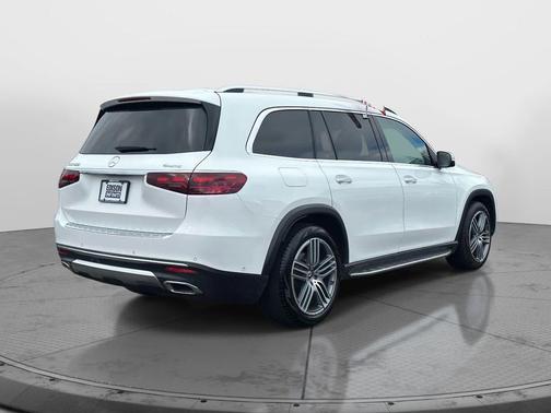 2025 Mercedes-Benz GLS 450 4MATIC