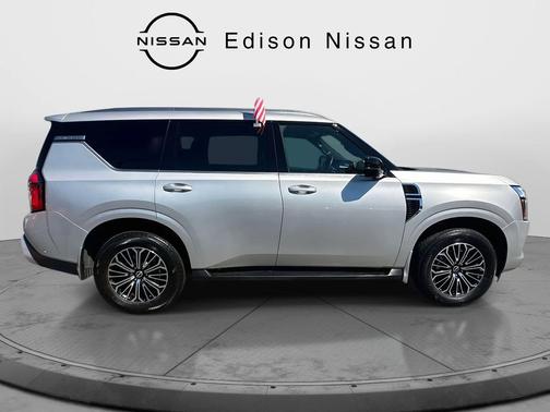 2025 Nissan Armada SL 4WD