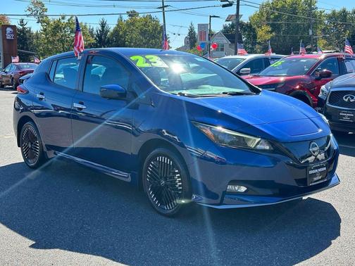 2023 Nissan Leaf SV PLUS 60 kWh