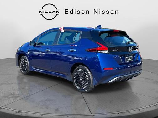 2023 Nissan Leaf SV PLUS 60 kWh