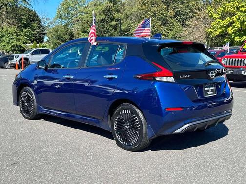 2023 Nissan Leaf SV PLUS 60 kWh