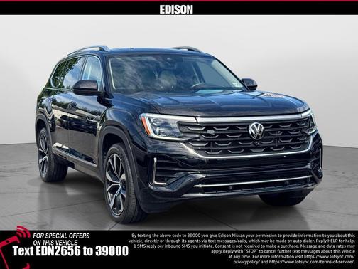 Deep Black Pearl 2024 Volkswagen Atlas 2.0T SEL Premium R-Line 4MOTION