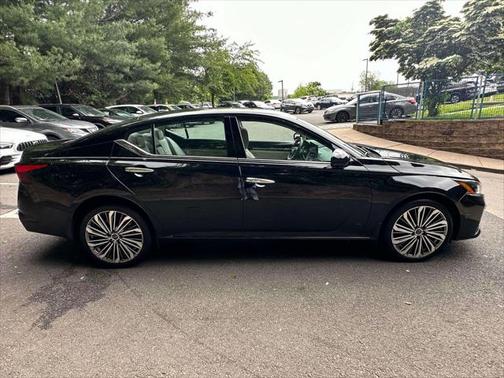 2023 Nissan Altima 2.5 SL