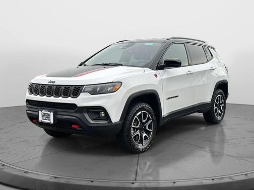 2024 Jeep Compass Trailhawk