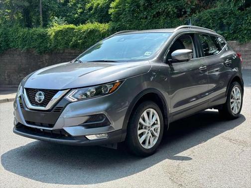 2022 Nissan Rogue Sport SV