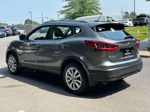 2022 Nissan Rogue Sport SV