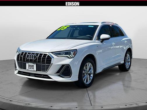 White 2025 Audi Q3 Premium 45 TFSI S line quattro Tiptronic
