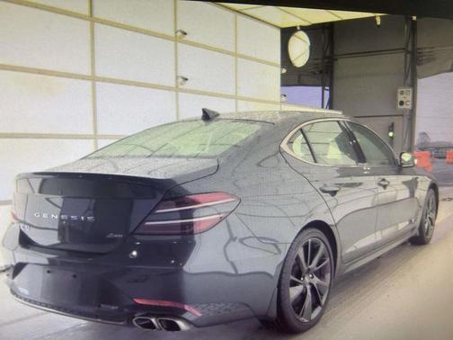 2023 Genesis G70 2.0T AWD