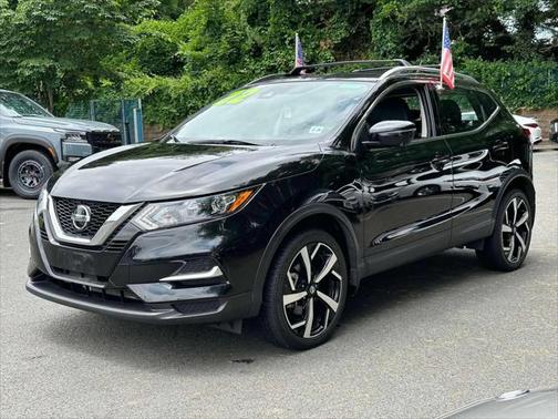 2022 Nissan Rogue Sport SL
