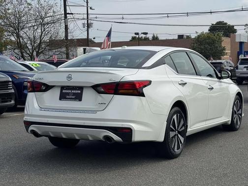 2022 Nissan Altima 2.5 SL