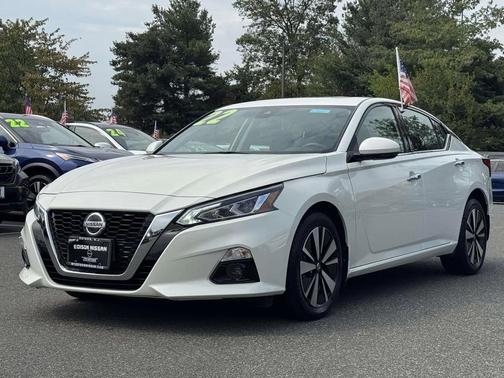 2022 Nissan Altima 2.5 SL