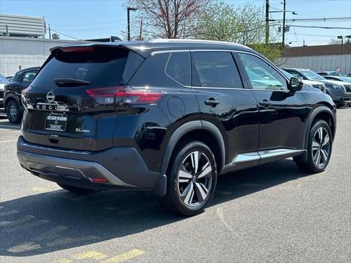 2022 Nissan Rogue SL