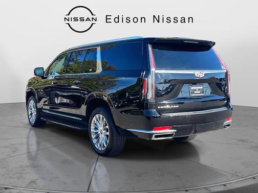 2023 Cadillac Escalade ESV Premium Luxury