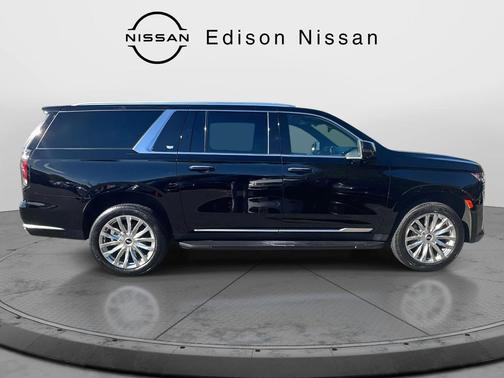 2023 Cadillac Escalade ESV Premium Luxury