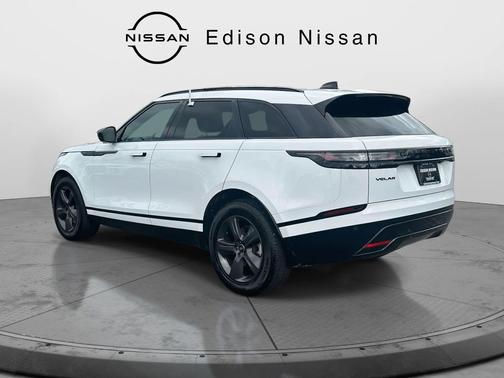 2025 Land Rover Range Rover Velar P250 SE R-Dynamic