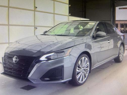 2024 Nissan Altima 2.5 SL
