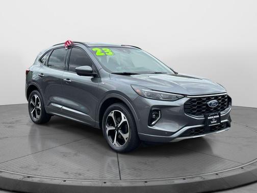 Carbonized Gray Metallic 2023 Ford Escape ST-Line Elite