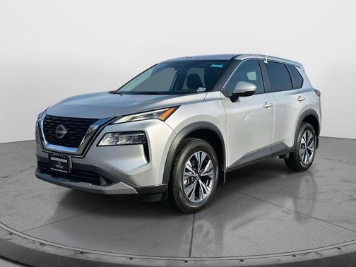 Brilliant Silver Metallic 2022 Nissan Rogue SV