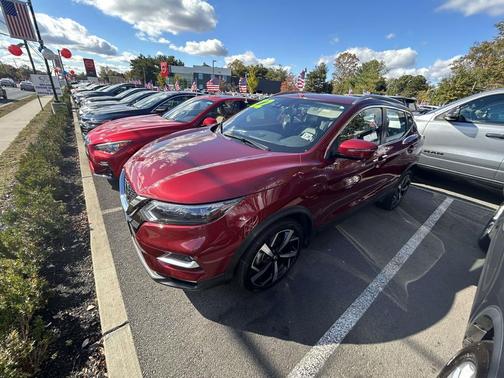 2022 Nissan Rogue Sport SL