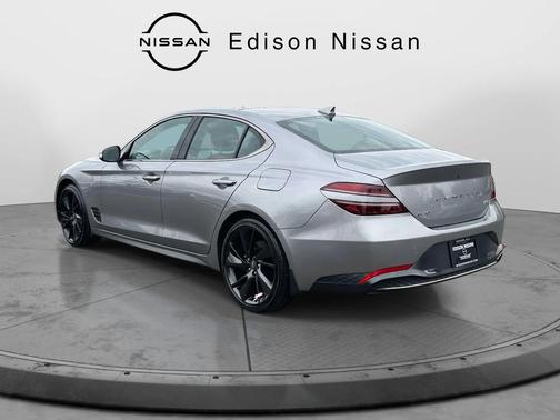 2023 Genesis G70 2.0T AWD