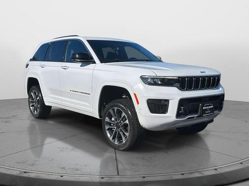 2022 Jeep Grand Cherokee Overland