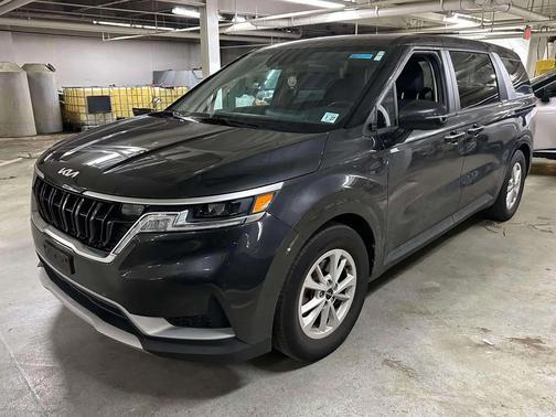 2022 Kia Carnival LXS