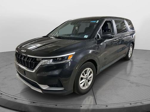 2022 Kia Carnival LXS