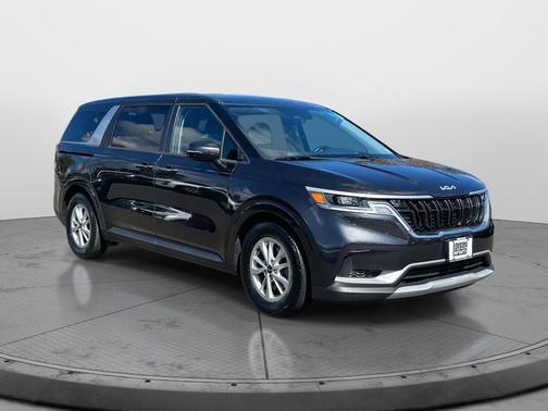 2022 Kia Carnival LXS