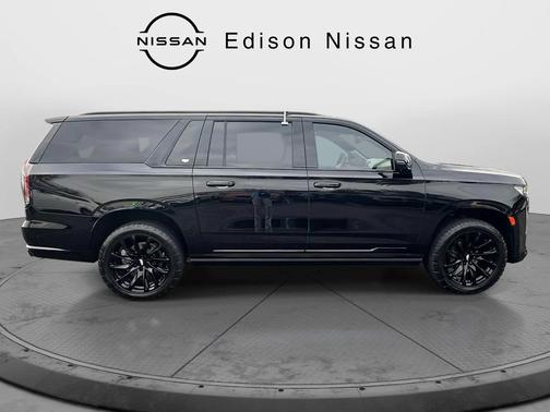 2023 Cadillac Escalade ESV Sport Platinum