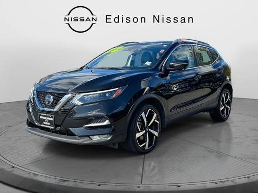 2022 Nissan Rogue Sport SL