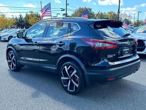 2022 Nissan Rogue Sport SL