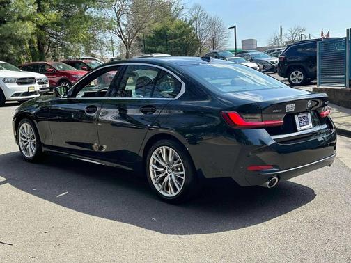 2024 BMW 330 i xDrive