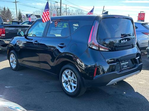 2025 Kia Soul LX