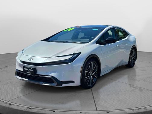 Wind Chill Pearl 2024 Toyota Prius LE
