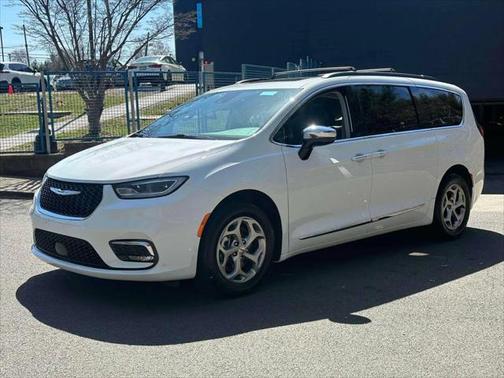 2023 Chrysler Pacifica Limited