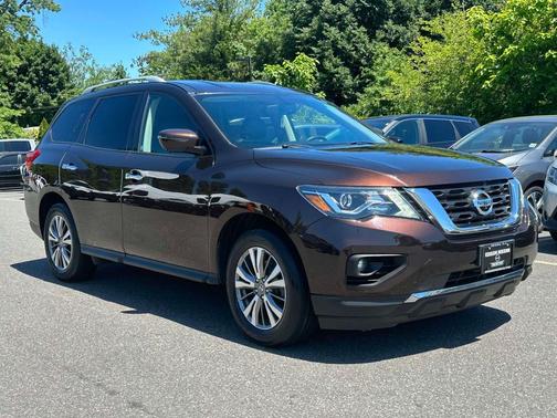Mocha Almond Pearl 2019 Nissan Pathfinder SL