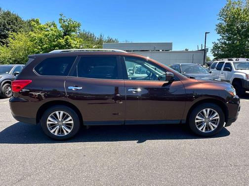 Mocha Almond Pearl 2019 Nissan Pathfinder SL
