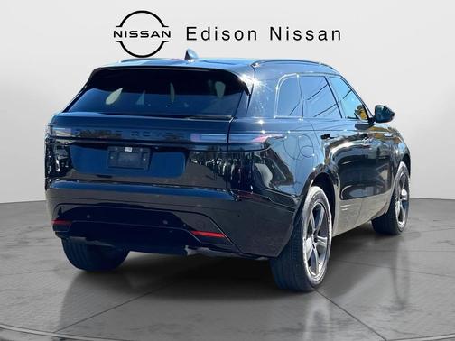 2025 Land Rover Range Rover Velar P250 SE R-Dynamic