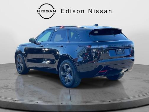 2025 Land Rover Range Rover Velar P250 SE R-Dynamic